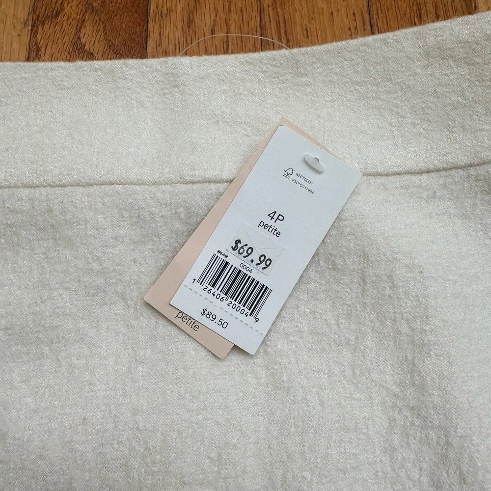 Banana Republic Cream Boucle Pencil Skirt - Picture 2 of 7